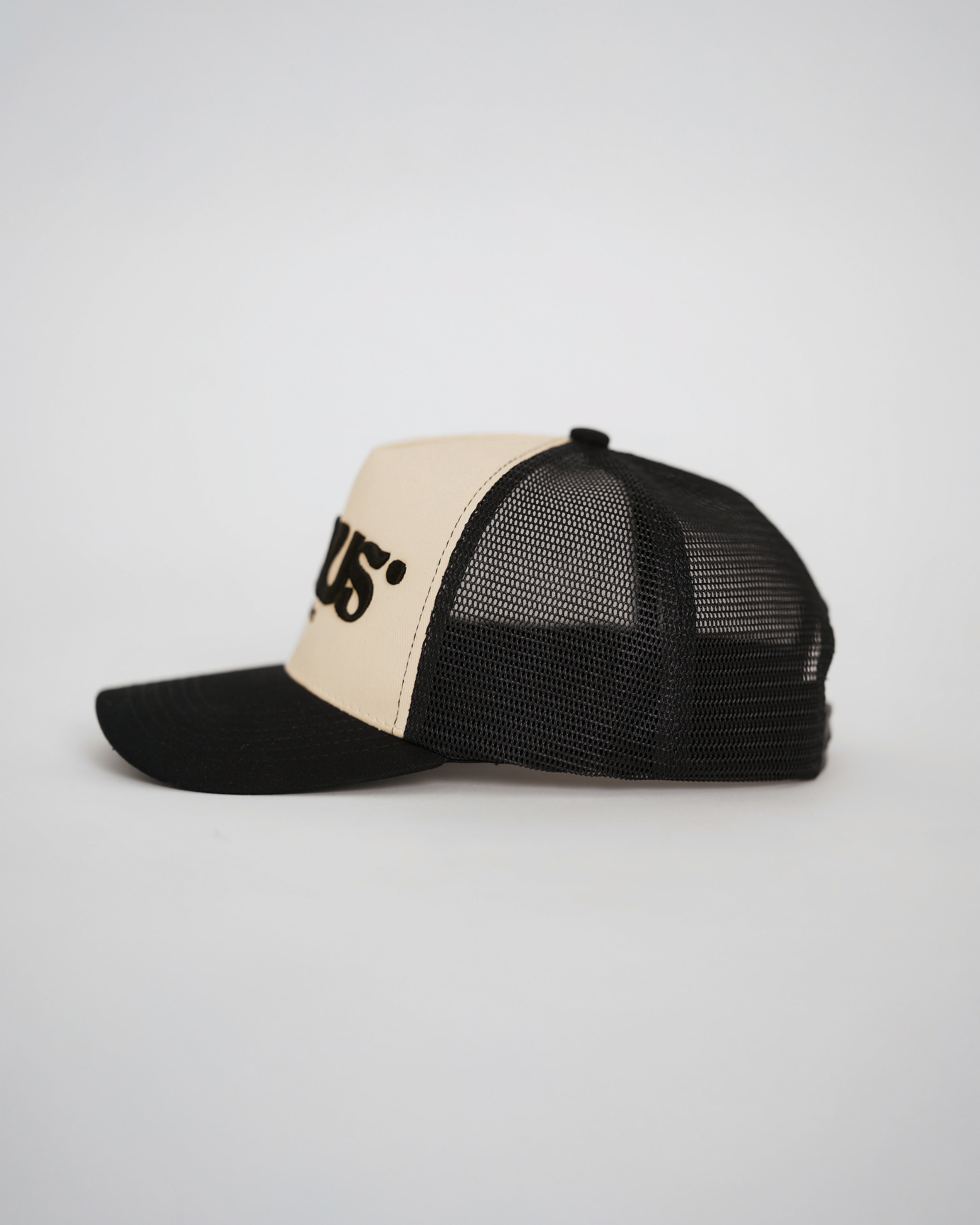 "Trucker Hat" Adaus